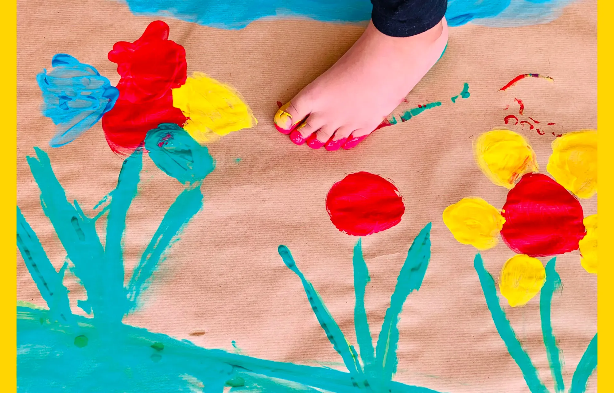 Huellas y Mariposas: taller de arteterapia para familias (acompañante familiar con niñas y niños entre 3 y 6 años) para fomentar el vínculo saludable y la complicidad.